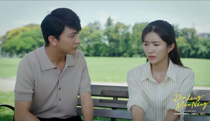 Dịu dàng màu nắng - Tập 35: Phong tỏ tình với Xuân, Thảo bị chồng sắp cưới truy tìm - Ảnh 2.
