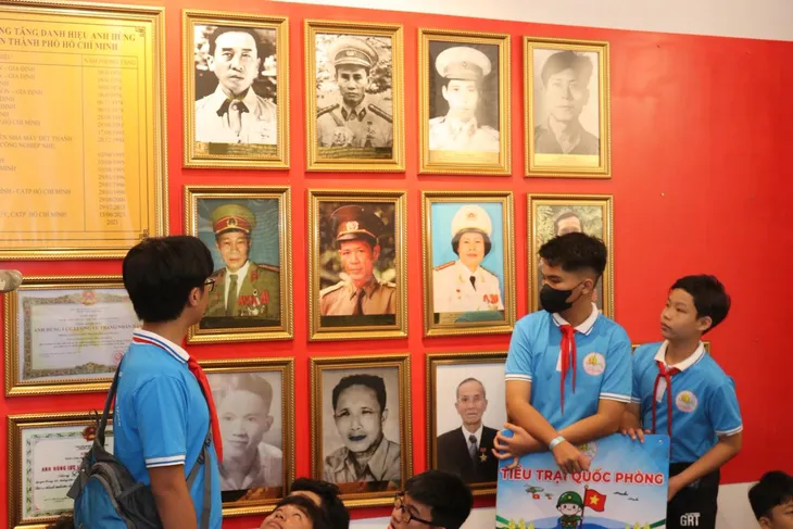 Điểm hẹn mùa hè của các thế hệ học sinh TP Hồ Chí Minh- Ảnh 1. Điểm hẹn mùa hè của các thế hệ học sinh TP Hồ Chí Minh- Ảnh 1.