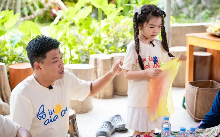 Diễn viên Trung Ruồi: Nghĩ lại hành trình "Bố ơi, mình đi đâu thế" vẫn còn thấy... nóng
