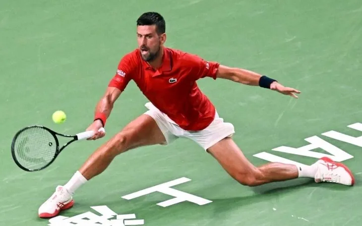 Novak Djokovic khởi đầu thuận lợi ở Thượng Hải Masters