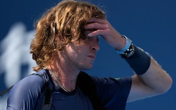 Andrey Rublev dừng bước tại vòng 2 Thượng Hải Masters