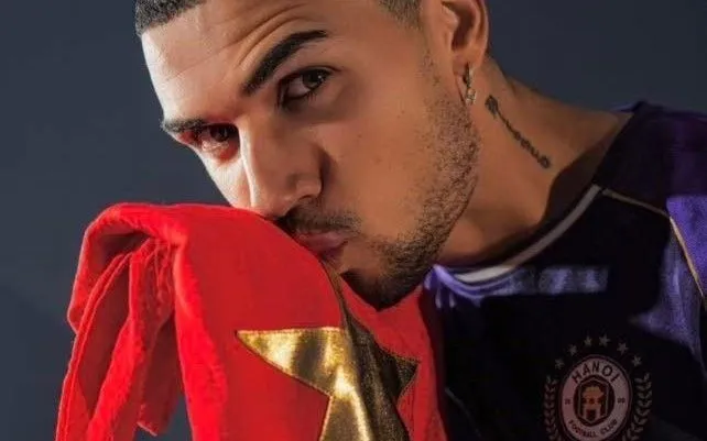 Tiền vệ Hendrio chính thức có quốc tịch Việt Nam