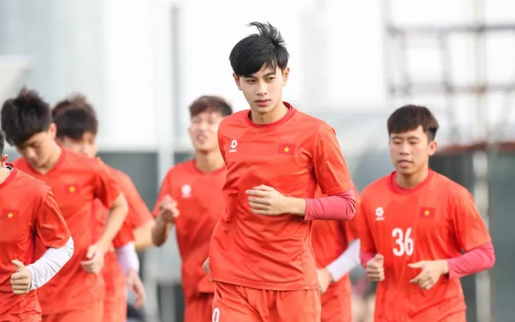 Cầu thủ trẻ Trần Gia Bảo được The Guardian vinh danh trong danh sách “Next Generation 2025”