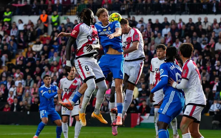 Real Madrid bị Vallecano cầm hòa trong ngày hàng công "tịt ngòi"