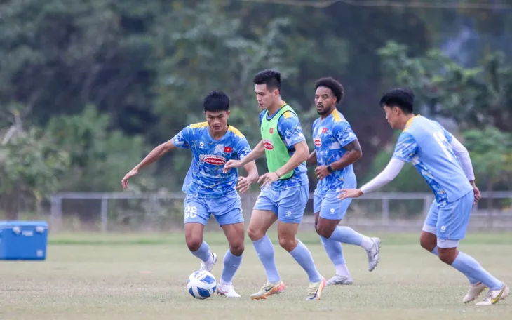 ĐT Việt Nam hoàn tất chuẩn bị cho màn so tài với ĐT Lào