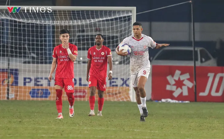 Thể Công Viettel biến Công an Hà Nội thành cựu vương Cúp Quốc gia sau trận "chung kết sớm" siêu kịch tính