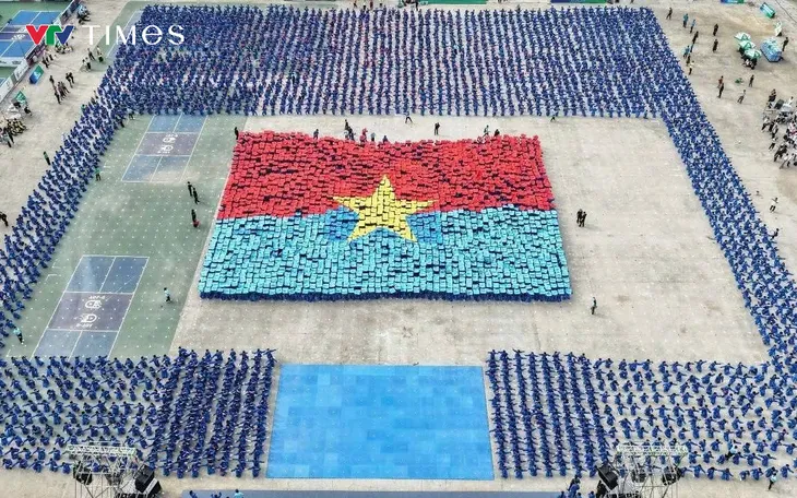 60.000 học sinh ở TP Hồ Chí Minh xác lập "kỷ lục kép" về đồng diễn võ nhạc Vovinam