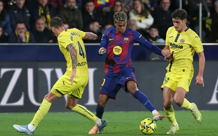 Yamal tỏa sáng, Barcelona thắng dễ Villarreal