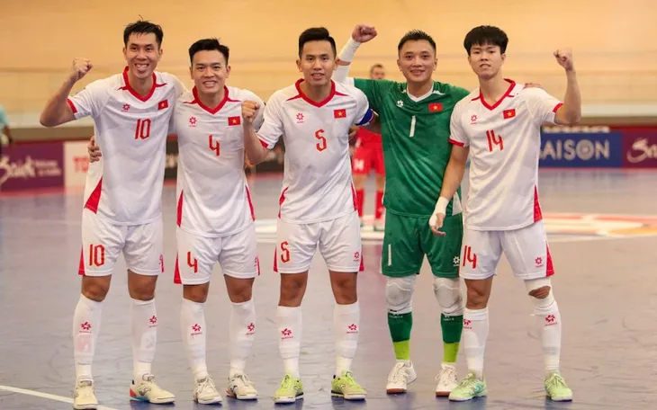 Futsal Việt Nam tiến gần đến tứ kết VCK futsal châu Á 2026
