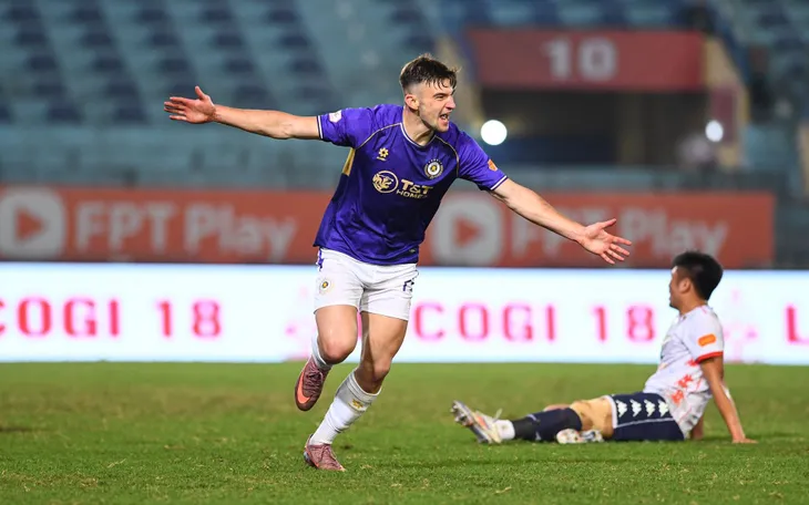 Tân binh lập công, CLB Hà Nội thắng thuyết phục Hải Phòng