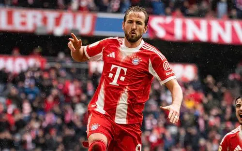 Bayern Munich củng cố vị trí đầu bảng Bundesliga