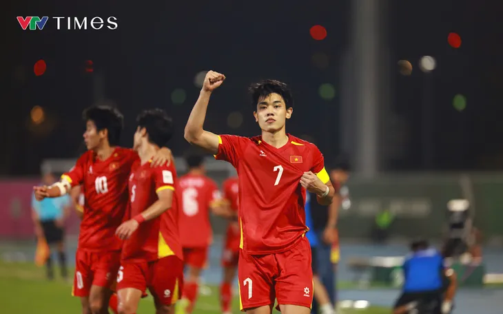 Đình Bắc và VFF bị AFC xử phạt