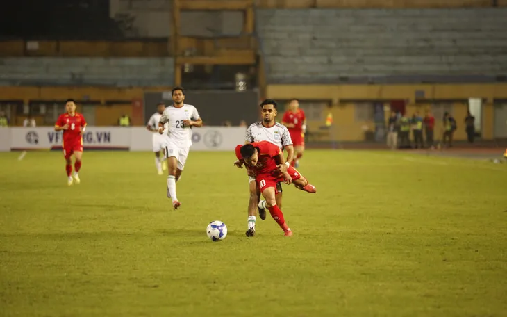 Những điểm sáng chiến lược của HLV Kim Sang-sik trước thềm tái đấu với ĐT Malaysia