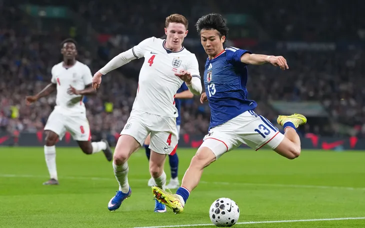 Tuyển Anh nhận thất bại lịch sử trước Nhật Bản