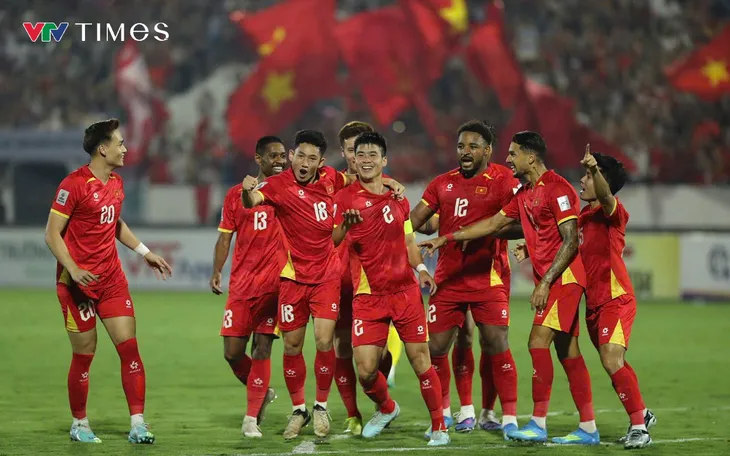 Đội tuyển Việt Nam tụt hạng