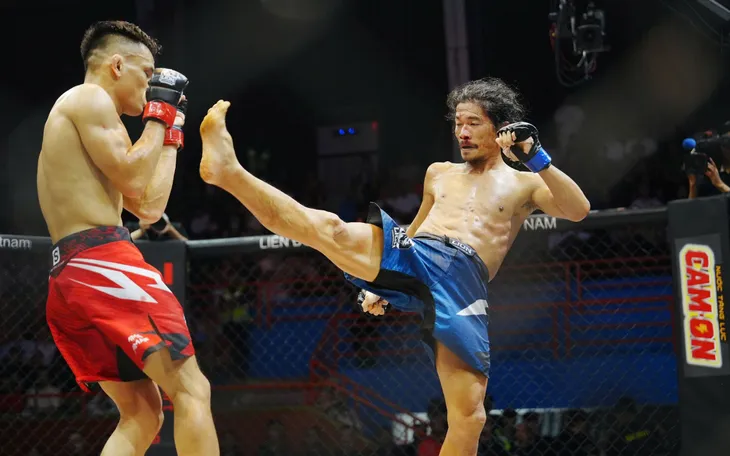 Trần Trọng Kim: Chấn thương nặng, gãy mũi nhưng chưa dừng lại