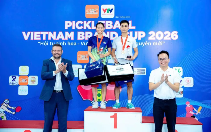 40 tay vợt tranh tài sôi nổi tại giải pickleball do Đoàn Thanh niên VTV phối hợp tổ chức