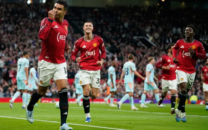 Manchester United – Liverpool: Đại chiến vì tấm vé Champions League