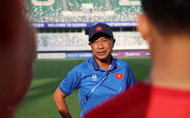 HLV Masahiko Okiyama tiếc nuối khi U17 nữ Việt Nam lỡ cơ hội lớn