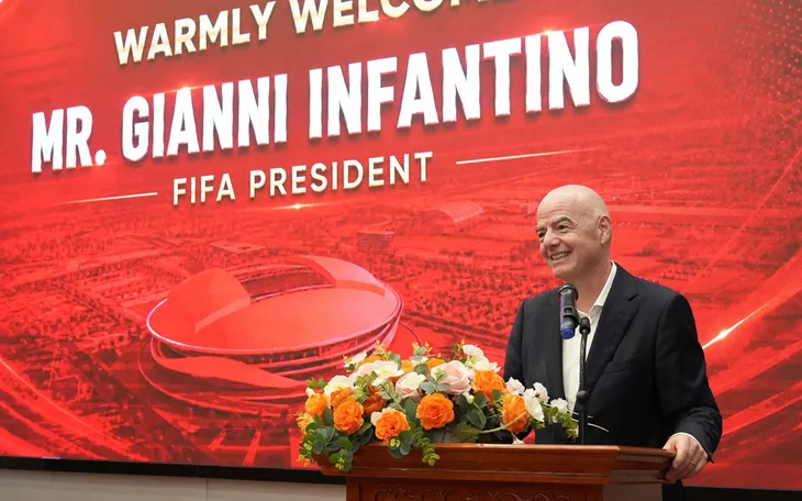 Chủ tịch FIFA: Việt Nam có thể vươn tầm bóng đá thế giới