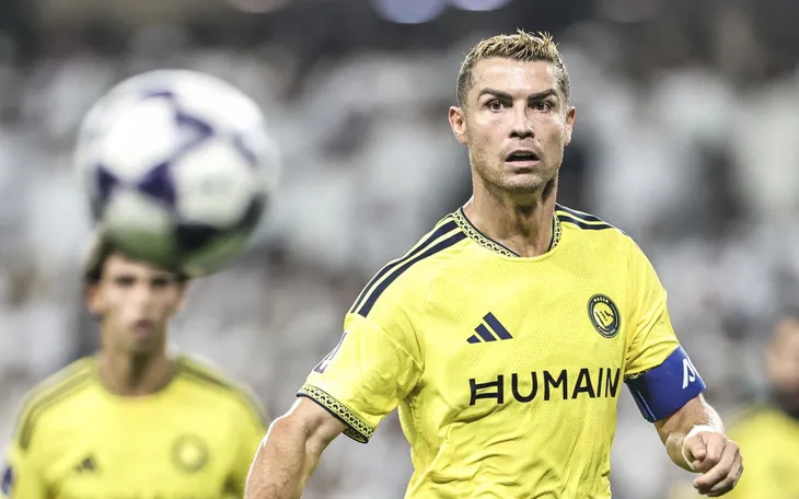 Ronaldo bất lực, Al Nassr thảm bại tại AFC Champions League Elite