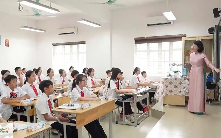 Ngày khai giảng đặc biệt của cậu học trò giàu nghị lực