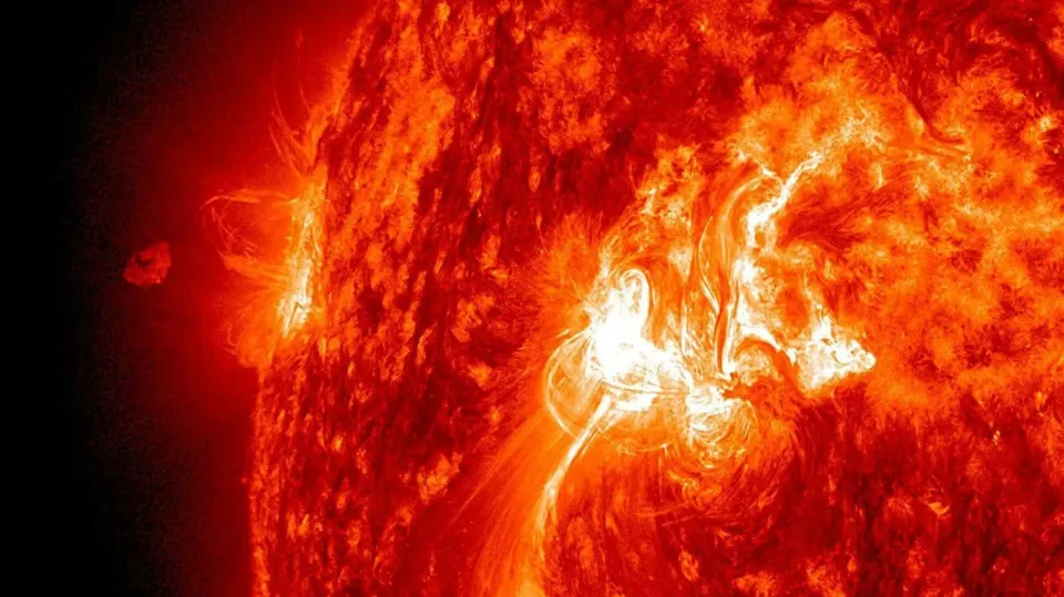 NASA triển khai nghiên cứu về sóng vô tuyến mặt trời