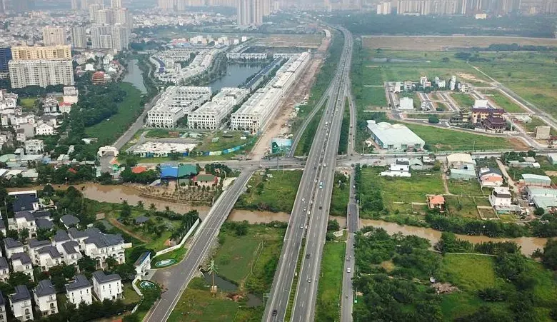 Thủ tướng: Xử lý nghiêm hành vi lợi dụng đấu giá quyền sử dụng đất gây nhiễu loạn thị trường