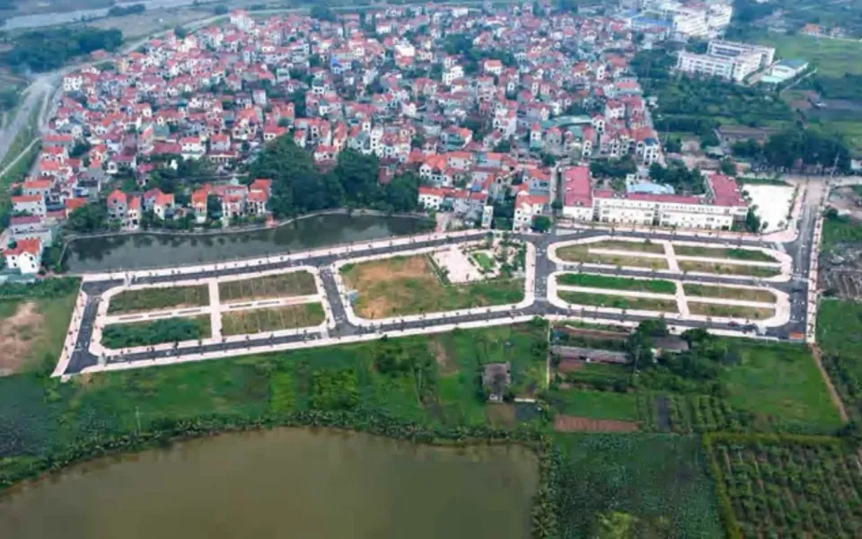 Huyện Hoài Đức dừng đấu giá đất