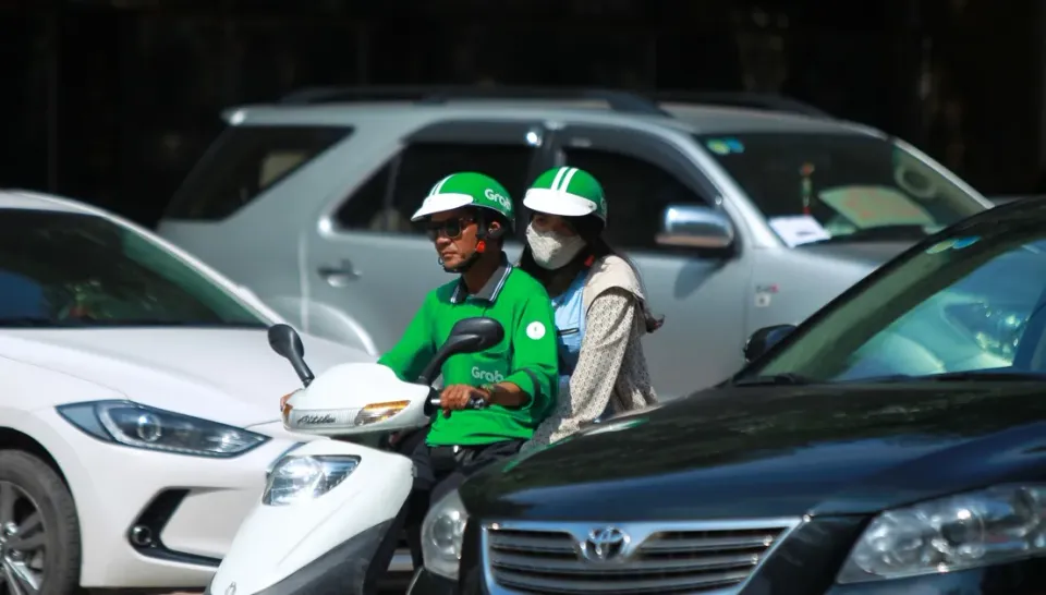 Người dùng Grab có thể đặt xe, thanh toán hộ người thân bằng tài khoản gia đình
