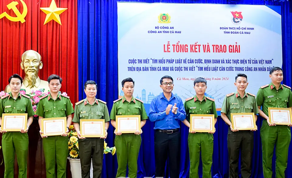 Cà Mau: Tổng kết và trao giải 2 cuộc thi viết về Luật Căn cước