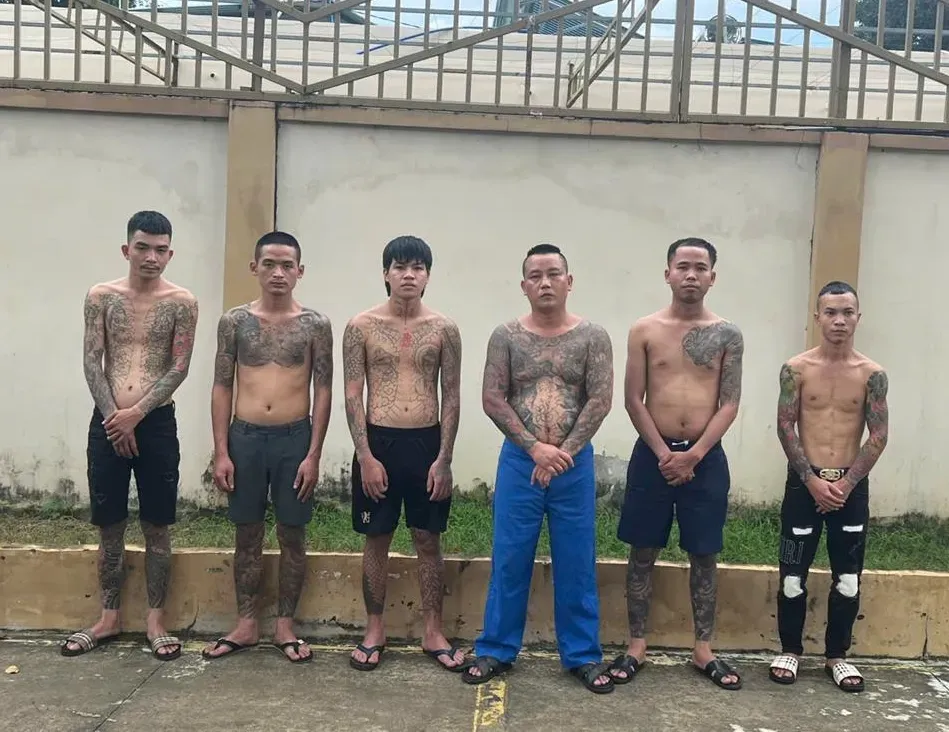 Bắt nhóm đối tượng tổ chức sử dụng ma túy và cho vay nặng lãi