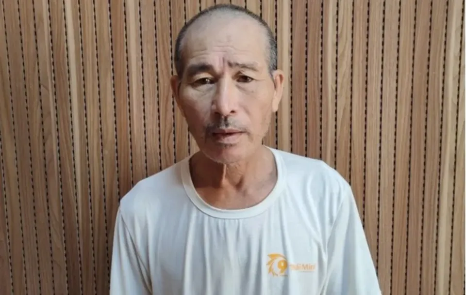 Khởi tố, bắt tạm giam đối tượng mang theo dao tới trụ sở xã lăng mạ, gây rối