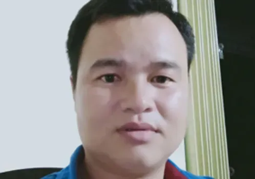 Mâu thuẫn lúc uống bia, cầm dao chém vào đầu bạn nhậu