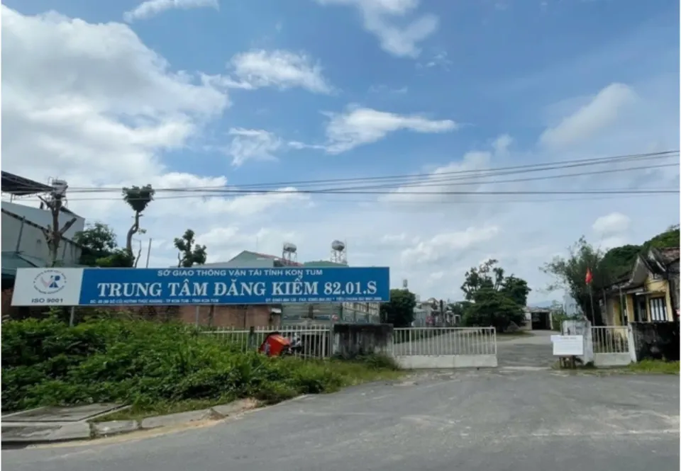 Phó Giám đốc Trung tâm đăng kiểm bị khởi tố vì nhận hối lộ