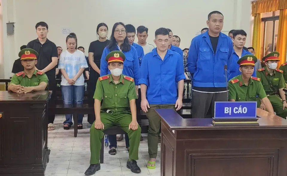Phạt tù 2 nhóm hỗn chiến vì tranh chấp đất đai tại xã đảo