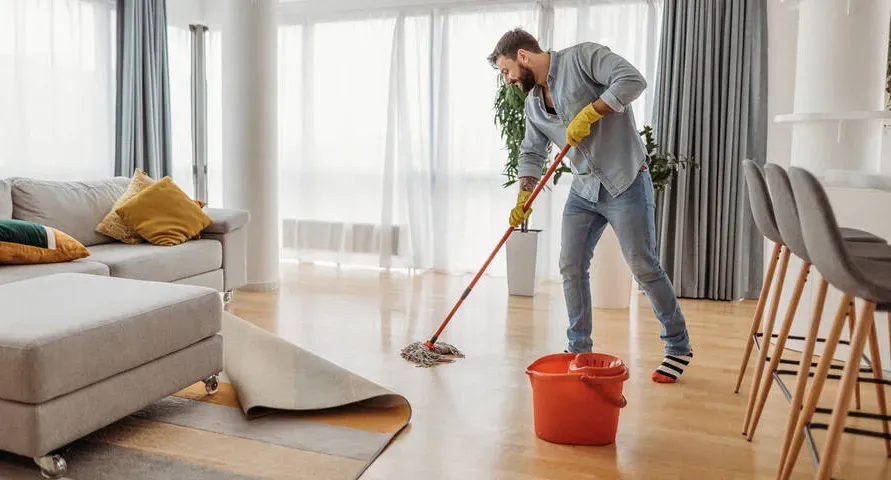 Khám phá công dụng bất ngờ khi thêm quế vào nước lau nhà