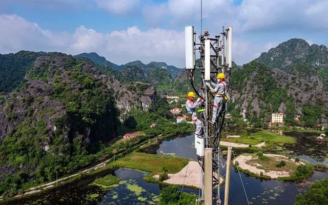 Đảm bảo duy trì thông tin liên lạc khi áp thấp nhiệt đới có khả năng mạnh lên thành bão