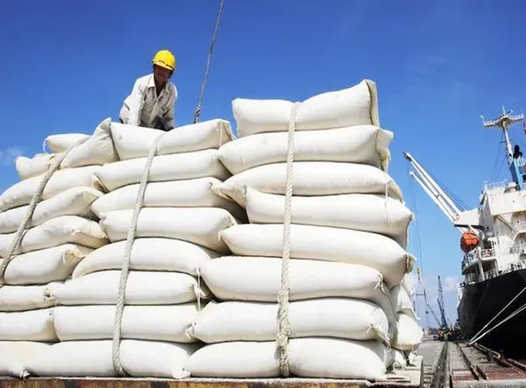 Xuất khẩu gạo vượt 4 tỷ USD