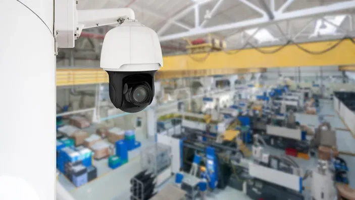 Hết thời camera "lăn đồi, cắp nách"