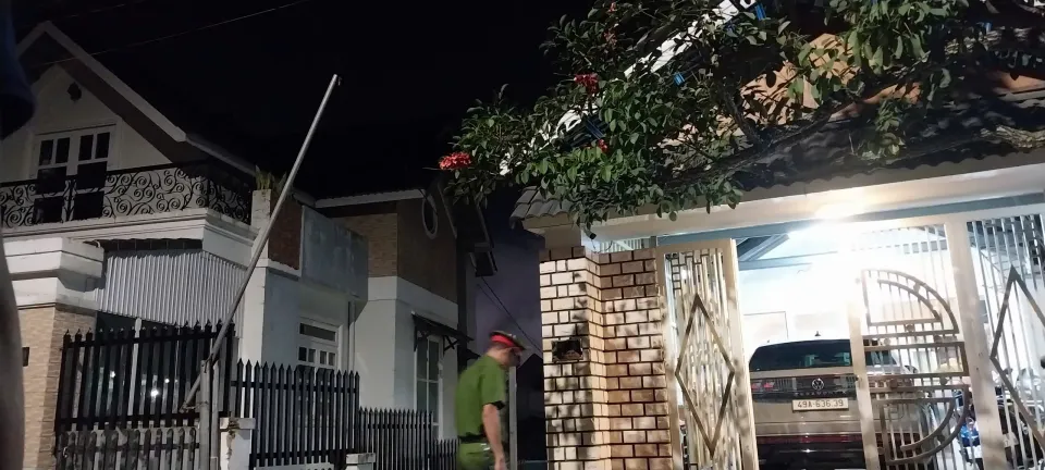Công an khám xét nhà Chánh Văn phòng Sở TN&MT tỉnh Lâm Đồng