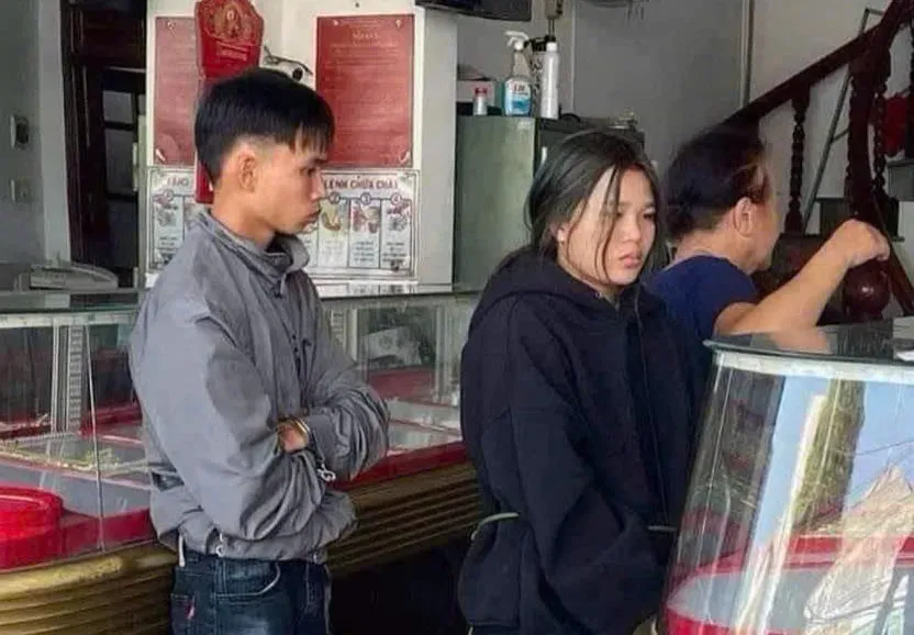 Bắt 2 chị em rủ nhau đi cướp 8 chỉ vàng ở Đắk Lắk