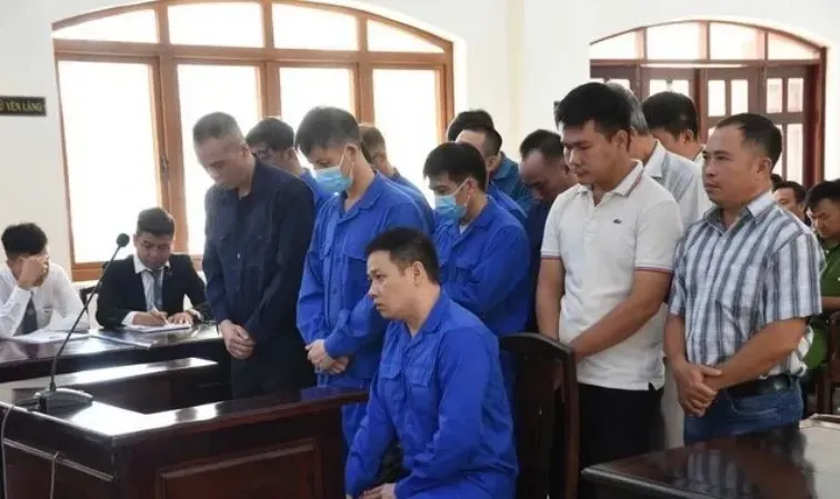 Nhận hối lộ, cựu Giám đốc trung tâm đăng kiểm xe cơ giới 60-04D bị phạt 7 năm tù