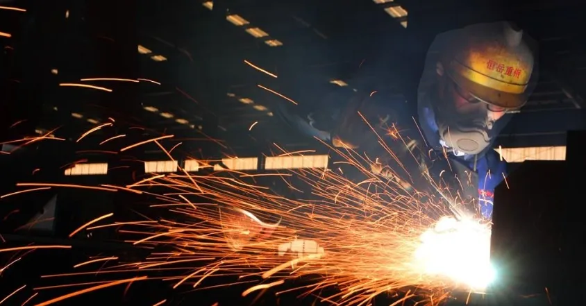 Các đối tác phản ứng với thuế nhôm thép của Mỹ