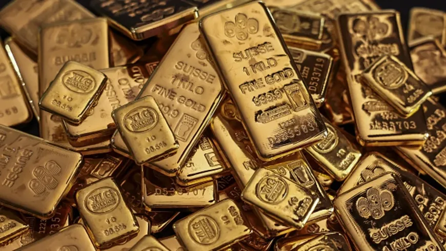 Giá vàng ngày 28/2: Giảm mạnh do áp lực từ đồng USD