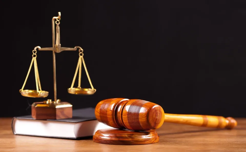 Thành lập, tổ chức, giải thể, sáp nhập, chia tách, điều chỉnh địa giới và đổi tên các đơn vị hành chính