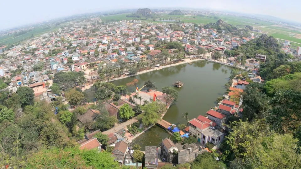 Hà Nội: 5 chủ tịch xã bị cho dừng công tác điều hành để tập trung xử lý vi phạm đất đai