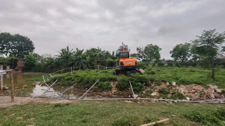 Hà Nội cưỡng chế công trình trái phép trên đất nông nghiệp ở Đại Áng