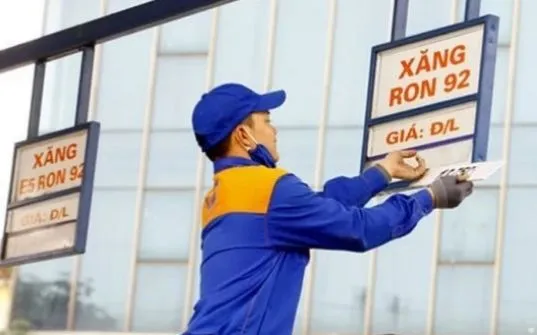 Giá xăng, dầu cùng tăng trở lại