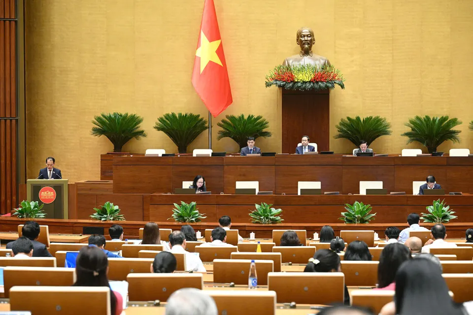 Chính sách đặc thù để phát triển nhà ở cho cán bộ, công chức, viên chức, lực lượng vũ trang, người lao động